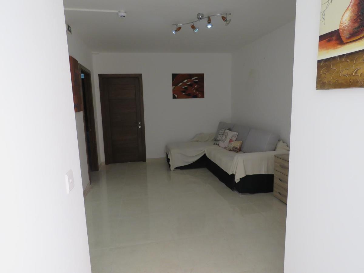 Aquamarine Sea Front Apartments - First Floor Marsaskala Bagian luar foto