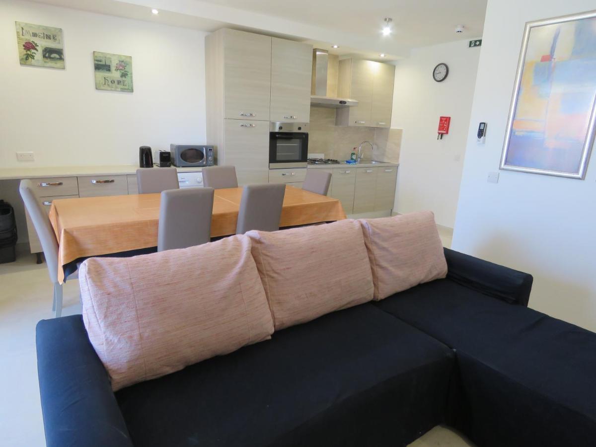 Aquamarine Sea Front Apartments - First Floor Marsaskala Bagian luar foto
